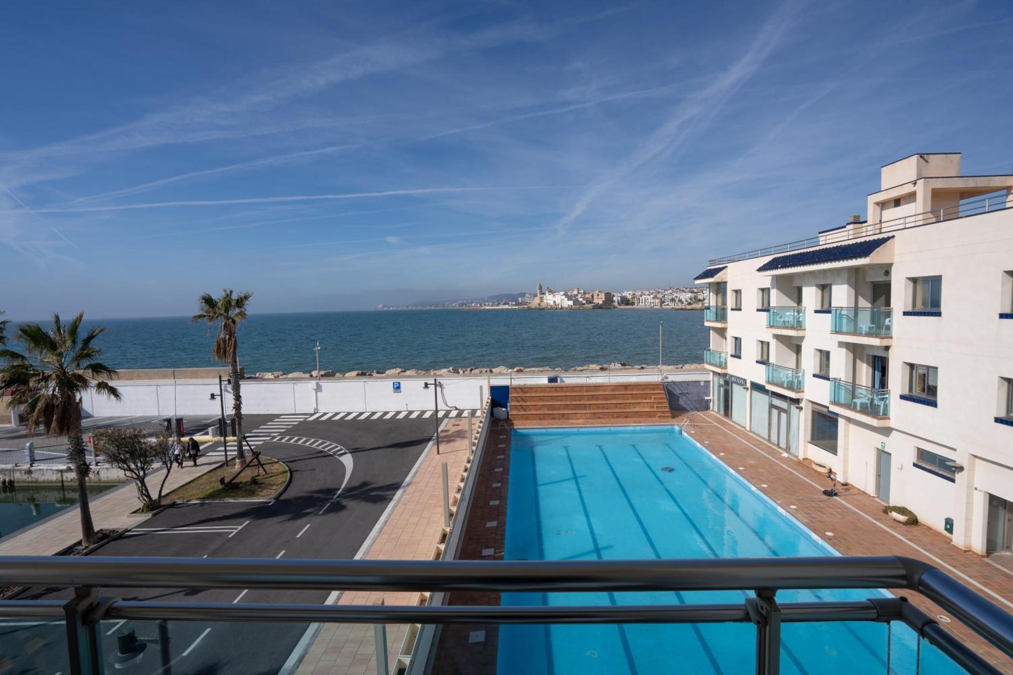 Habitación Doble con balcón y vistas al mar