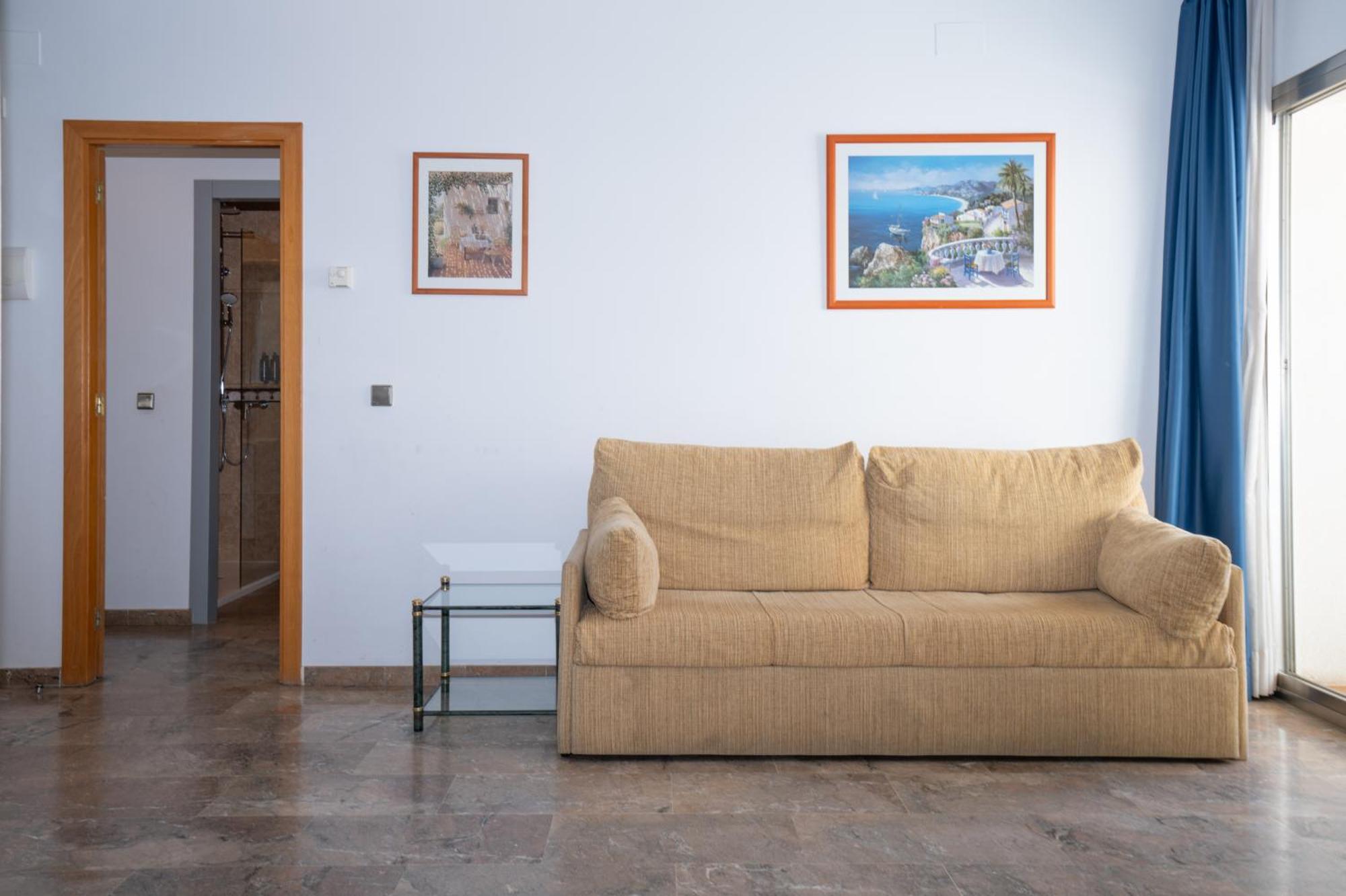 Apartamento de 1 dormitorio con vistas al puerto deportivo (3 adultos)